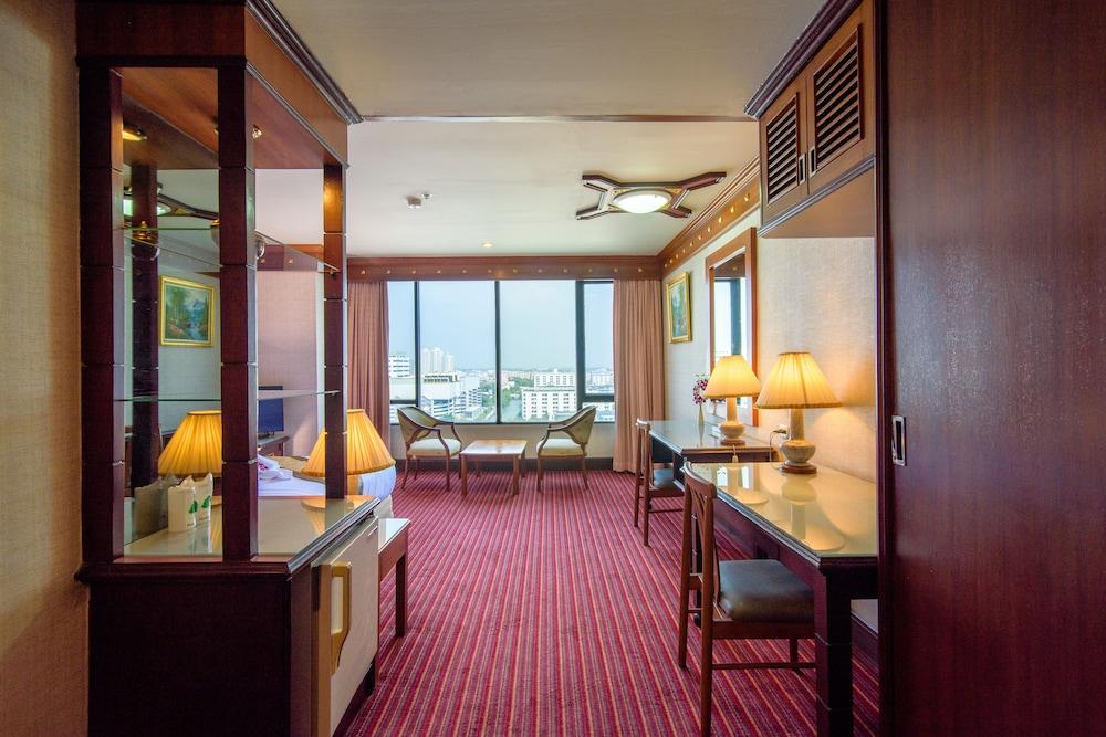 Alexander Hotel Бангкок Екстер'єр фото
